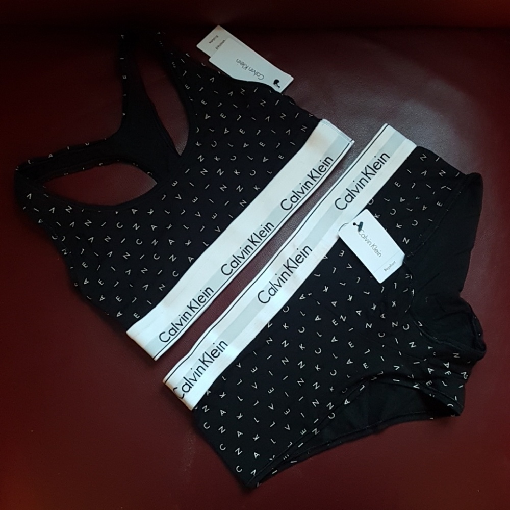NWT Calvin Klein Monogram Bralette Set Boyshorts